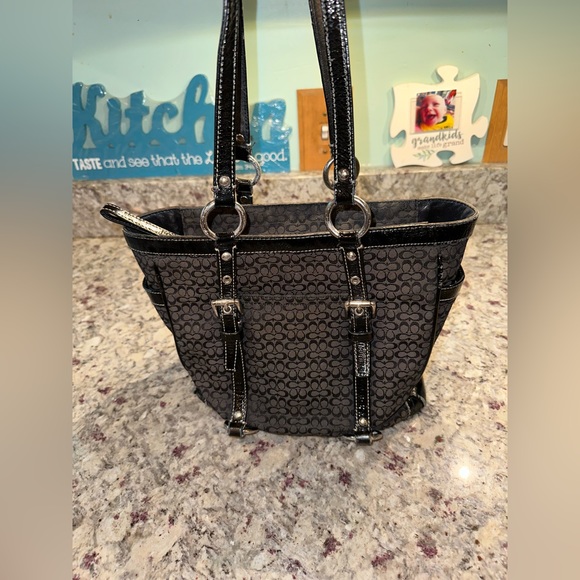 Coach Purse Shoulder Bag - Picture 4 of 16